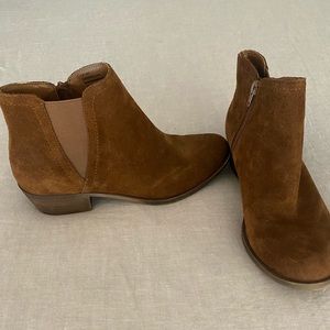 Kensie Brown Ankle Booties size 8.5